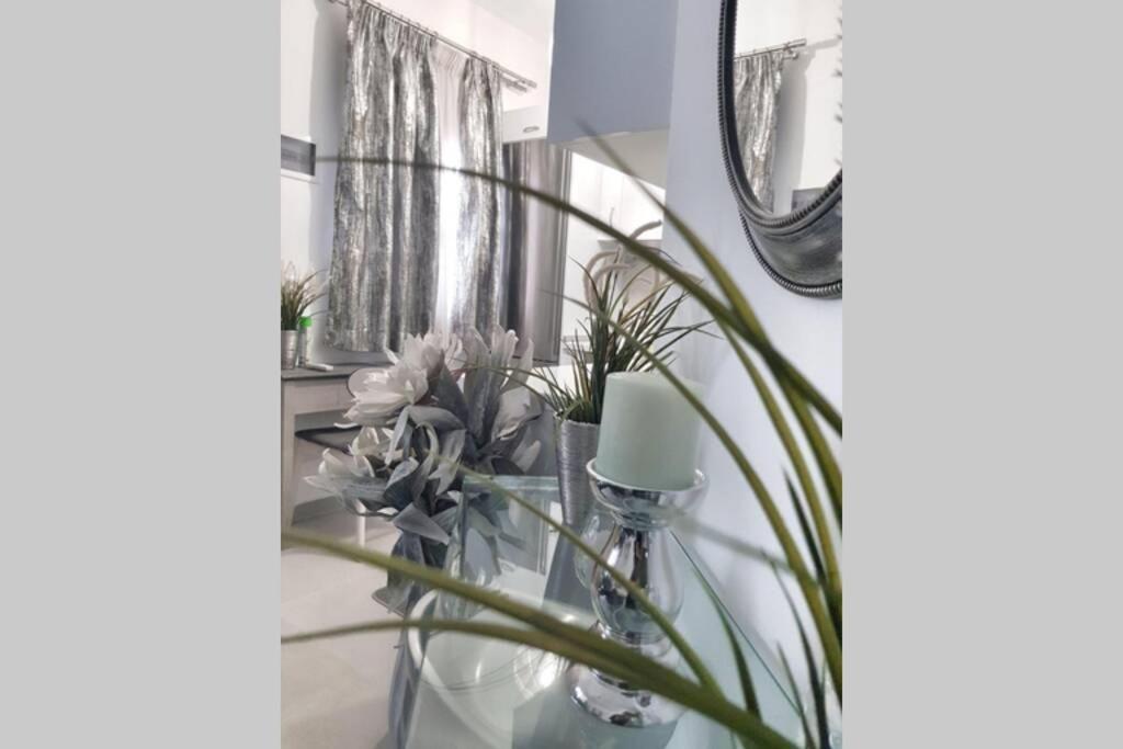 Polychrono New 2 Bedroom Apt. Just By The Sea! Экстерьер фото