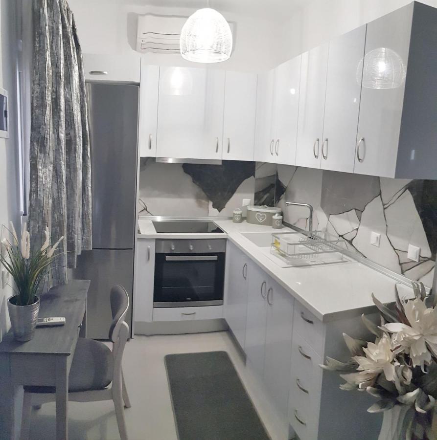 Polychrono New 2 Bedroom Apt. Just By The Sea! Экстерьер фото